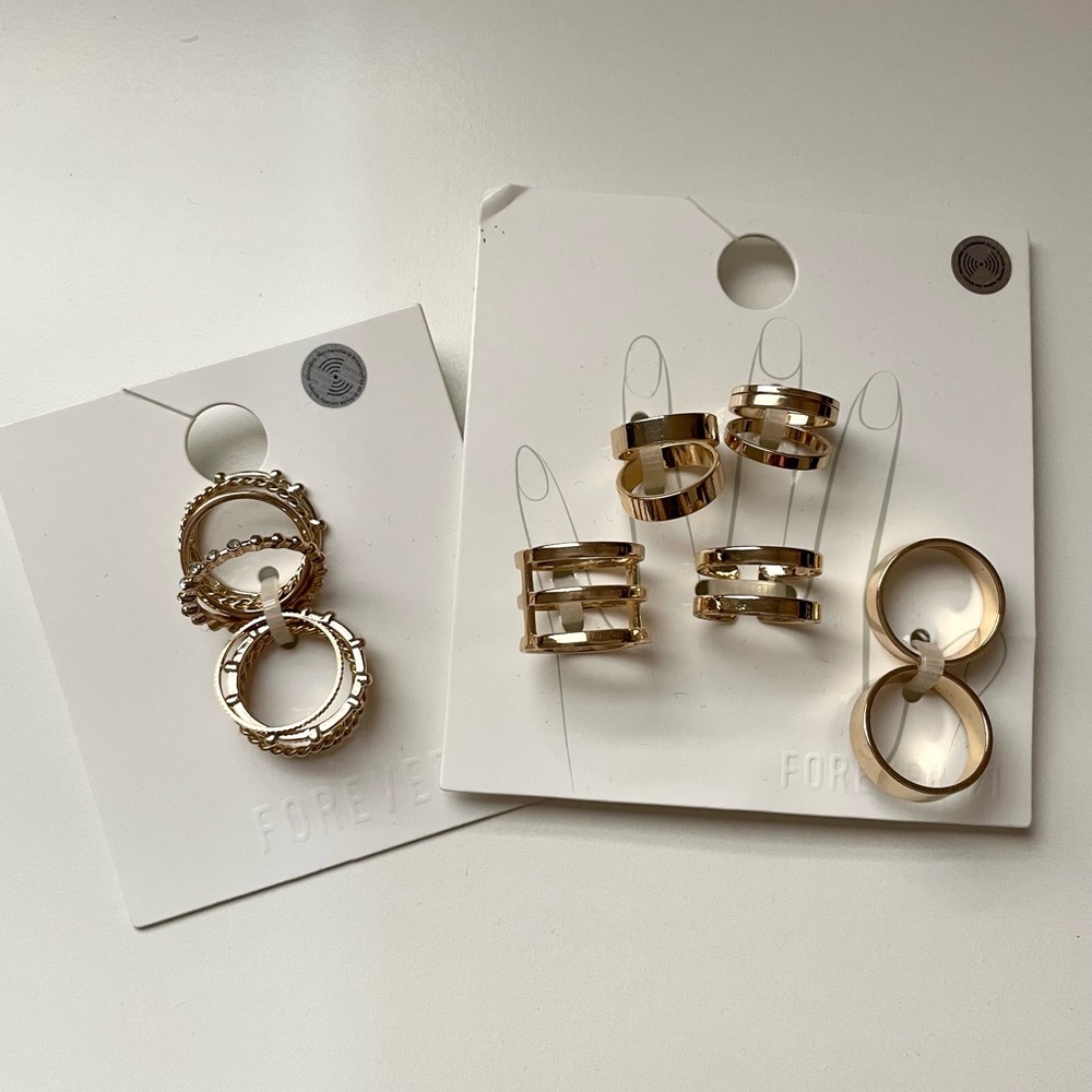 NWT Forever 21 minimalist and classy ring sets (2) bundle in gold